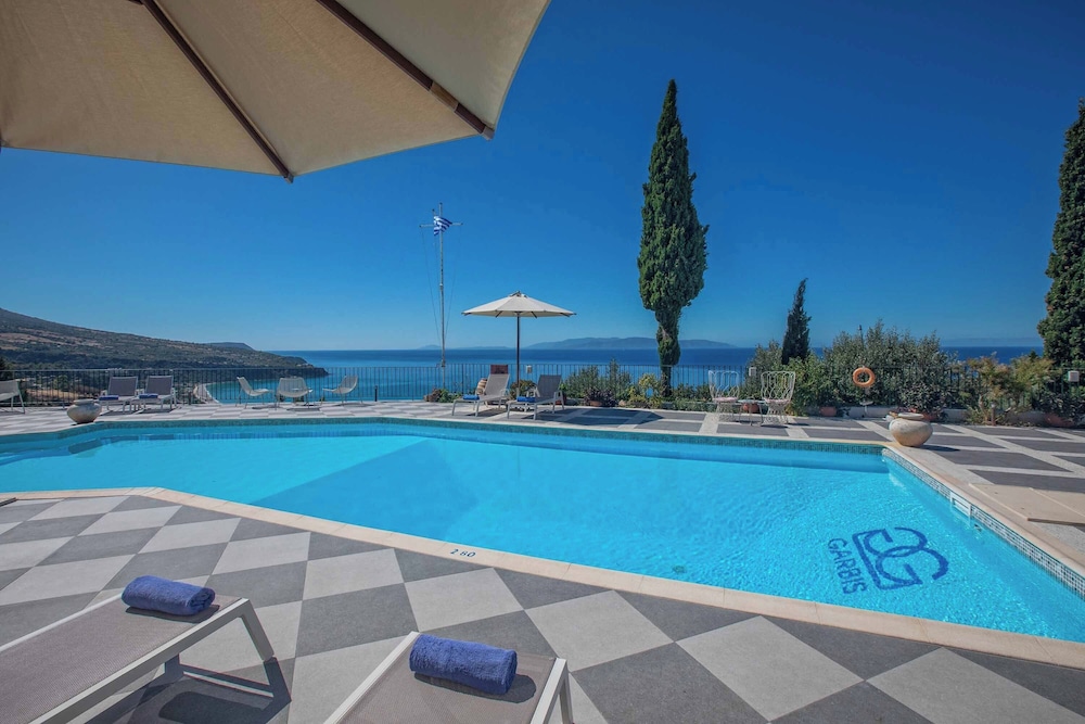 Garbis Villas 23/50