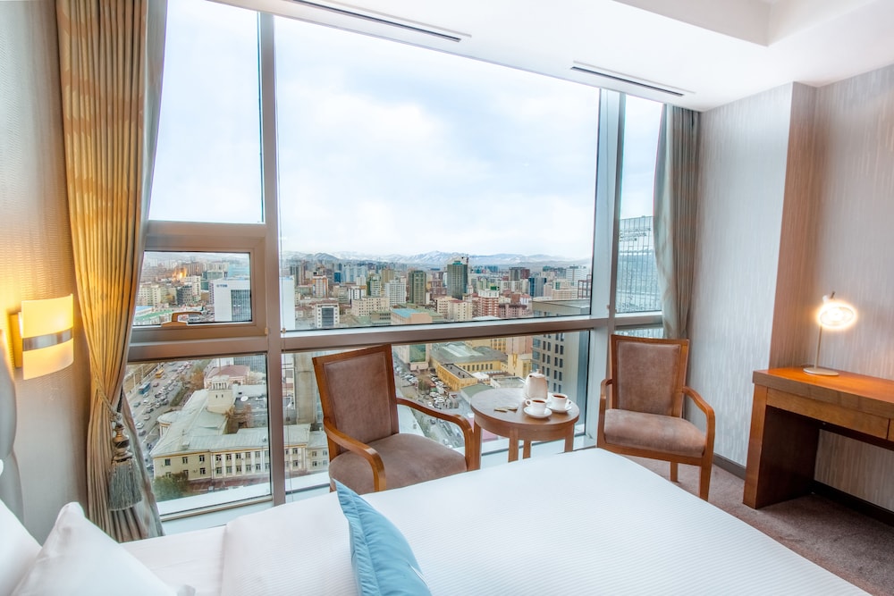Blue Sky Hotel Tower 34/80