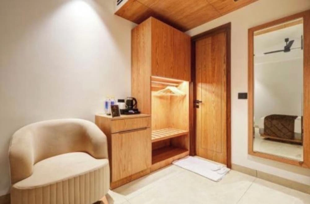 Hotel Vishal Residency(Mahipalpur) 38/64