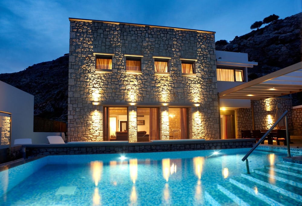 Blue Dream Luxury Villas 2/60