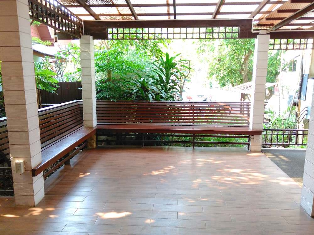Thanicha Resort Amphawa 46/72