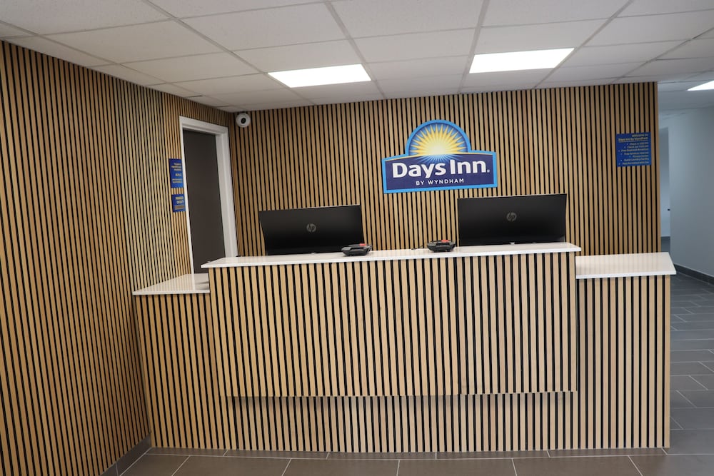 Days Inn by Wyndham La Crosse 12/59