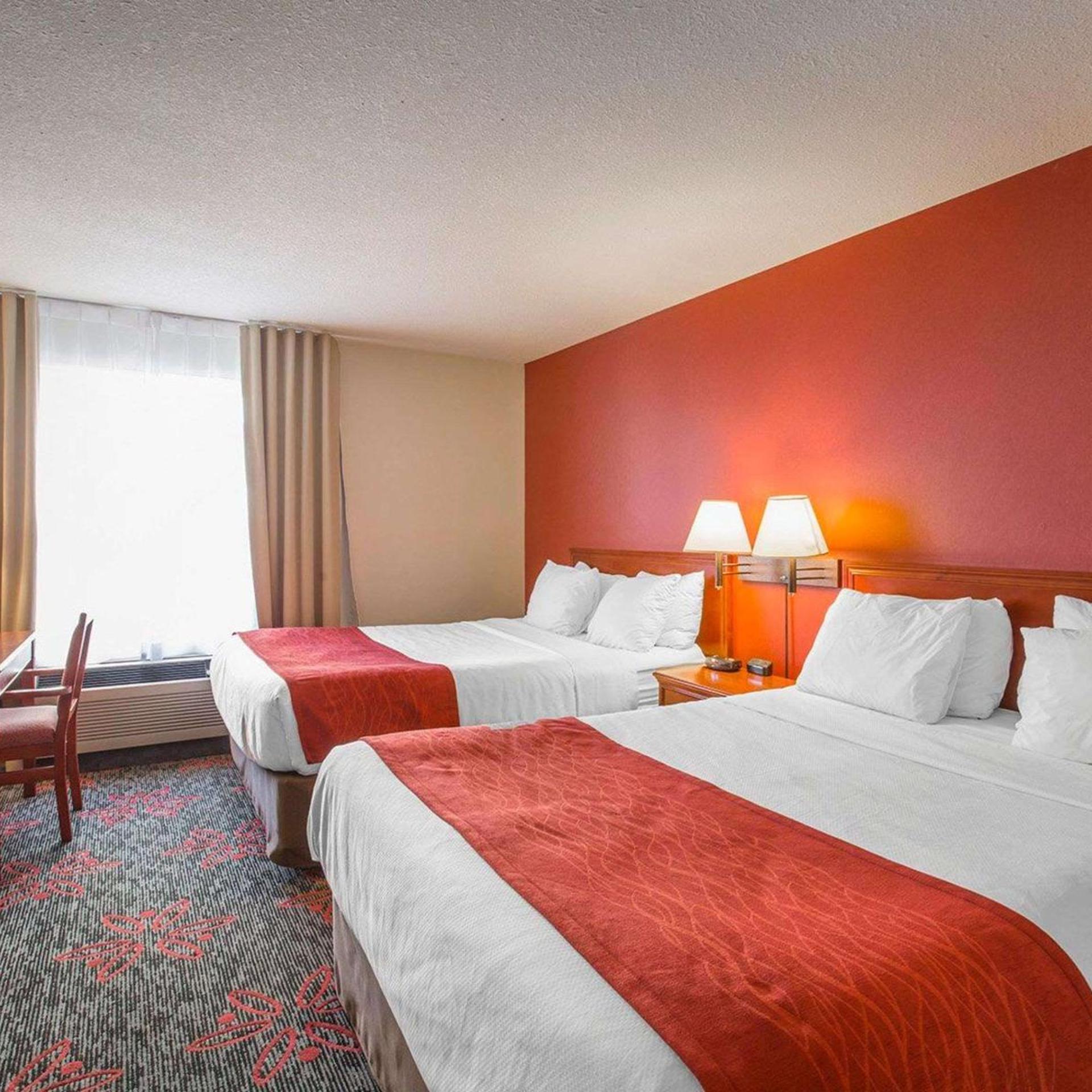 Room, King Bed, 2 Queen Beds