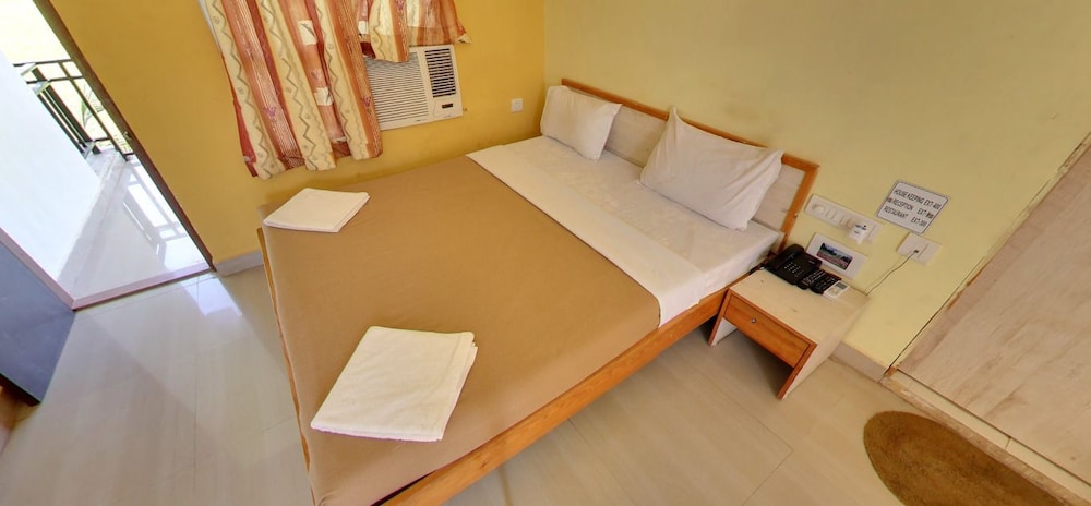 Gir Jungle Lodge 15/38