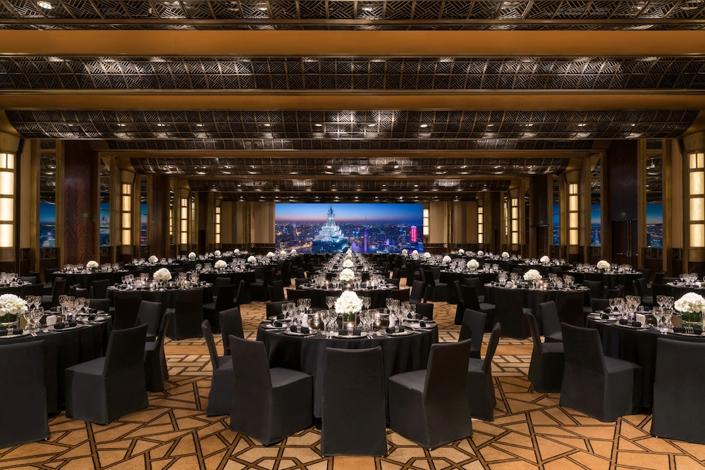 GRAND HYATT SHANGHAI 57/69
