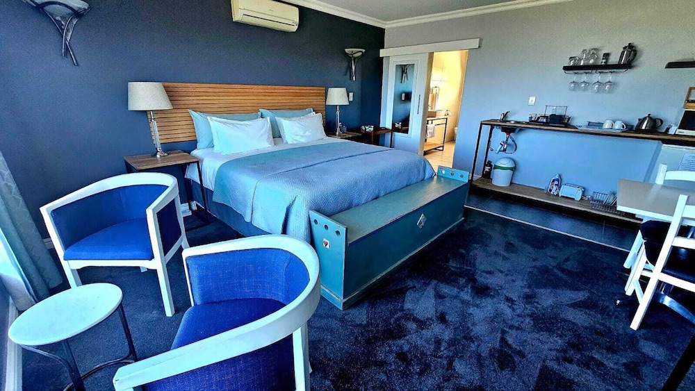 Bay View Somerset West 10/50