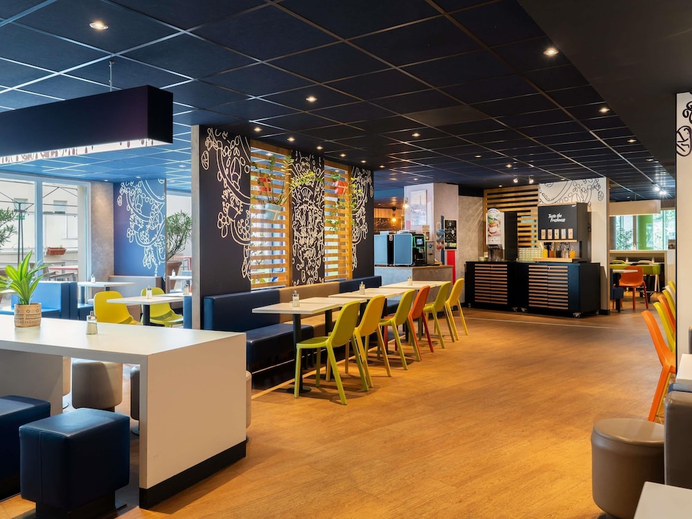 Ibis Budget Paris La Villette 19Eme 44/72