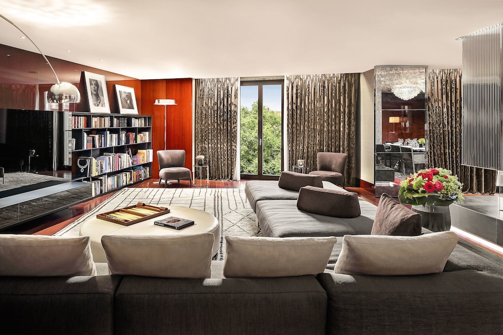 BULGARI HOTEL LONDON 26/40
