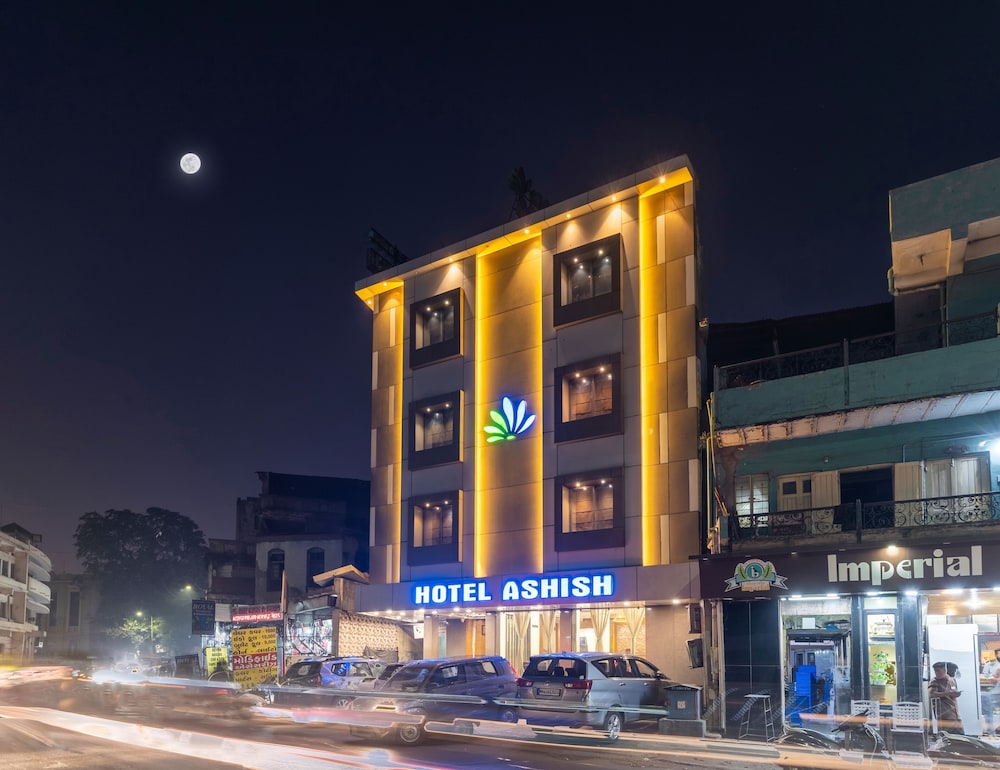 Hotel Ashish 1/39