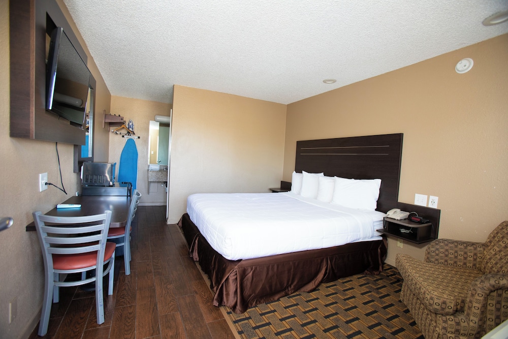 Budget Inn 20/21