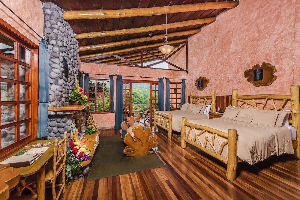 The Peace Lodge At La Paz Waterfall Gardens 18/63