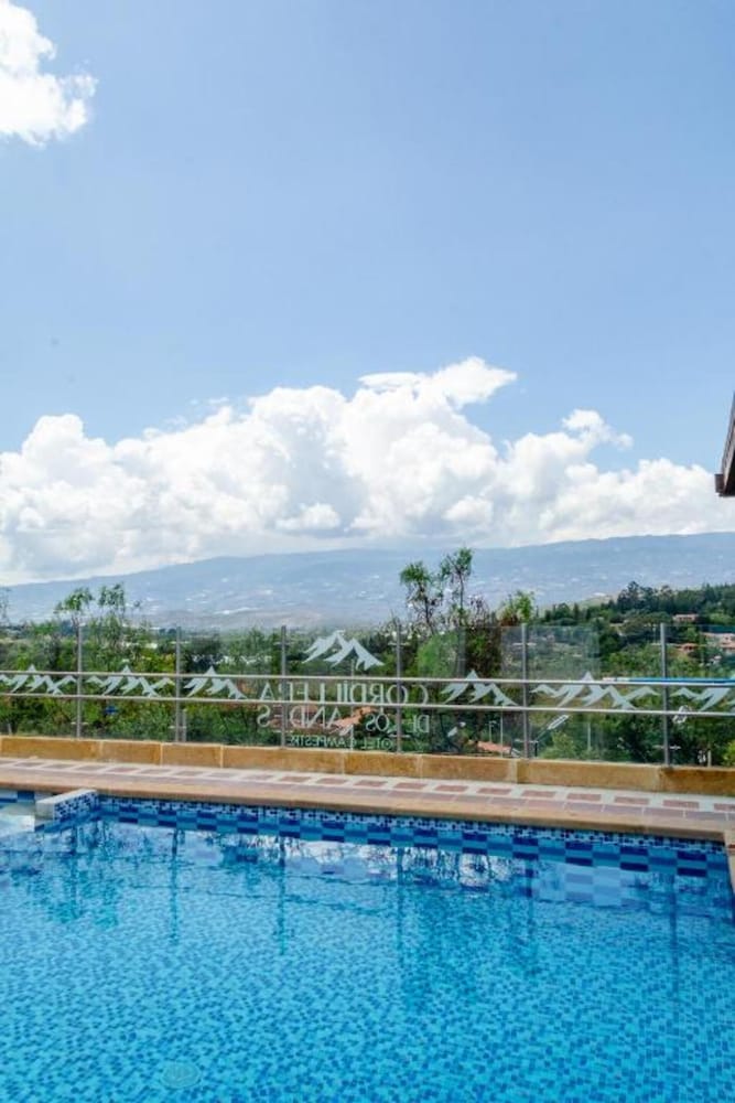 Hotel Campestre Cordillera de Los Andes 49/58