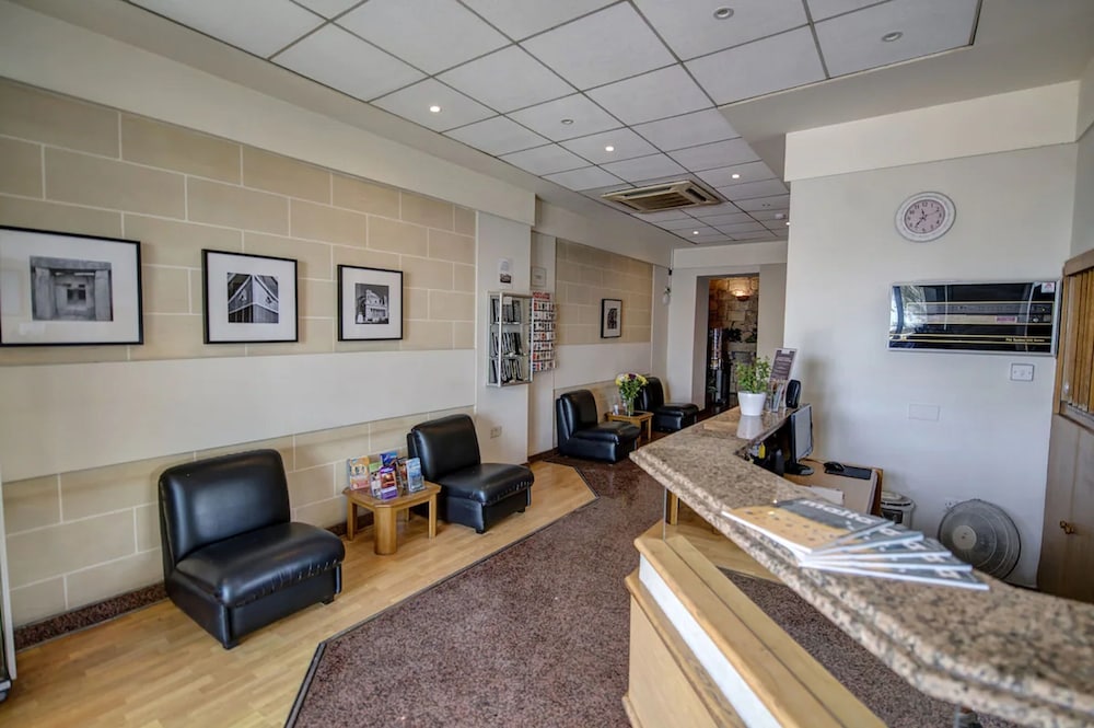 Sliema Chalet Hotel 19/32