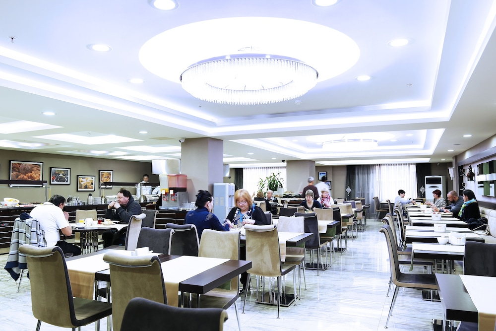 Benler Hotel 20/30