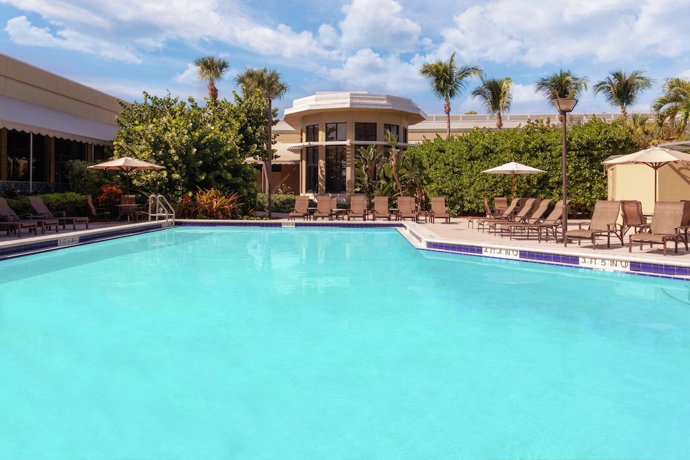 Doubletree By Hilton Hotel And Executive Meeting Center Palm Beach Gardens 5/56