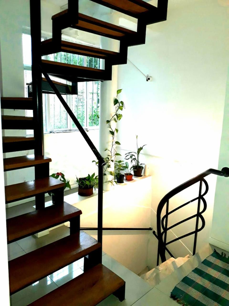El Misti Suites 9/11