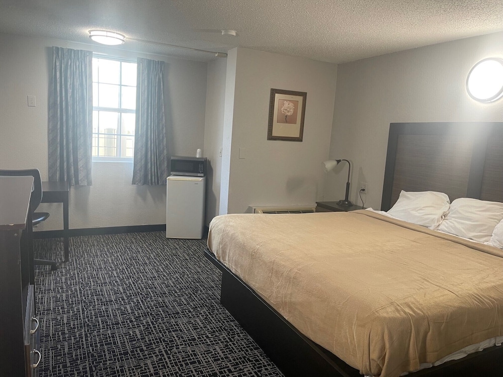 Days Inn by Wyndham Salisbury NC 7/21