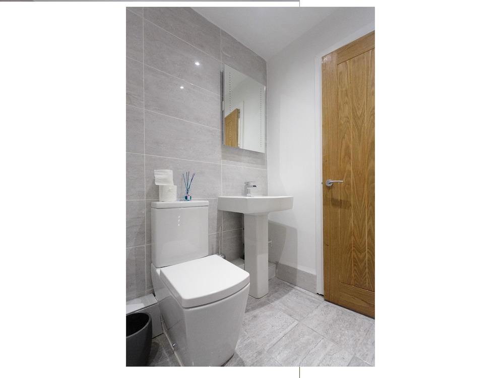 Live In Leeds Greenhill Bungalows 45/50