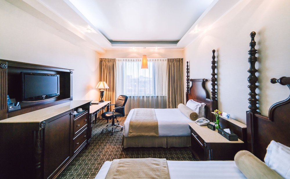 Chinggis Khaan Hotel 22/66