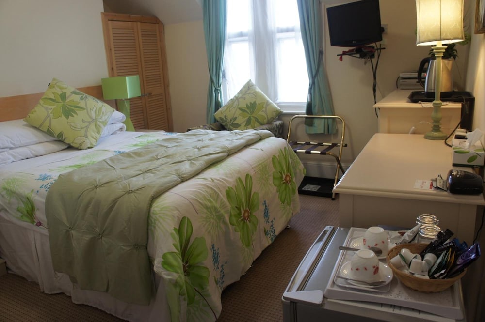 Athena Guest House 12/29