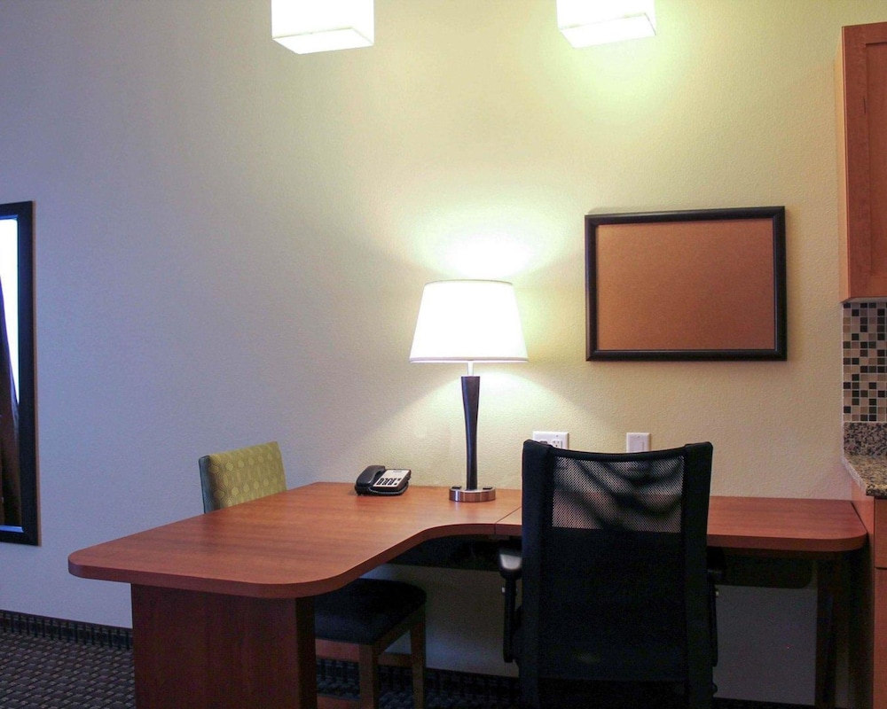 Mainstay Suites Tioga 43/47