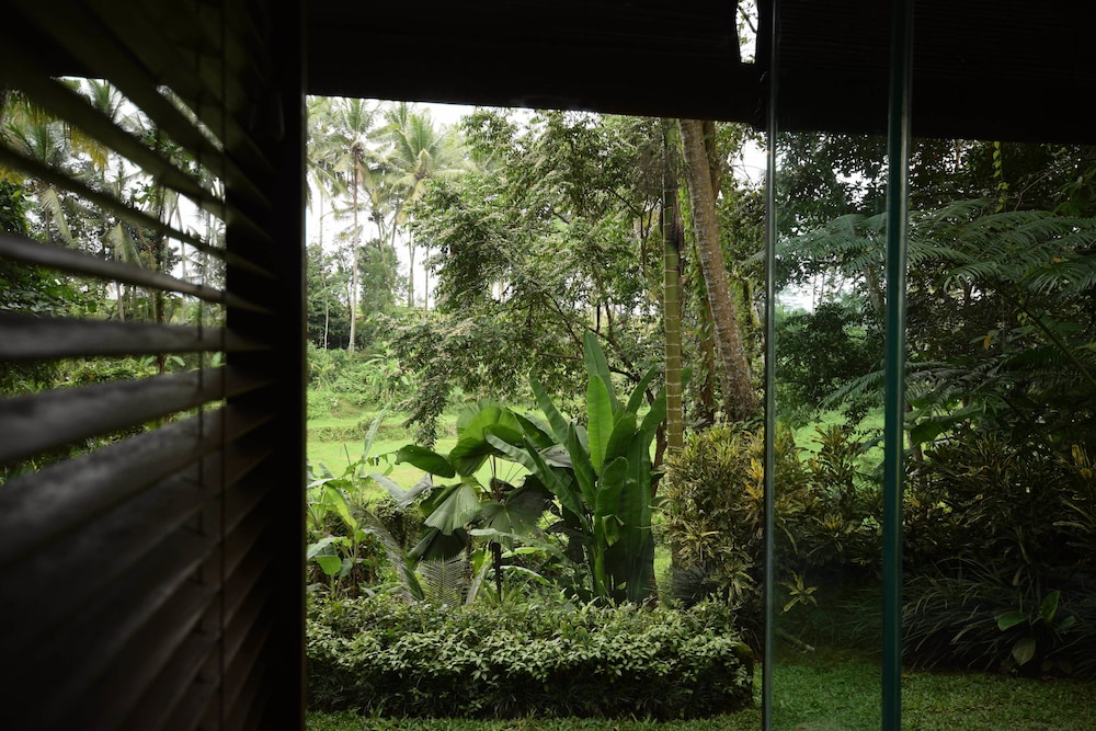 Swarapadi Villa 51/56