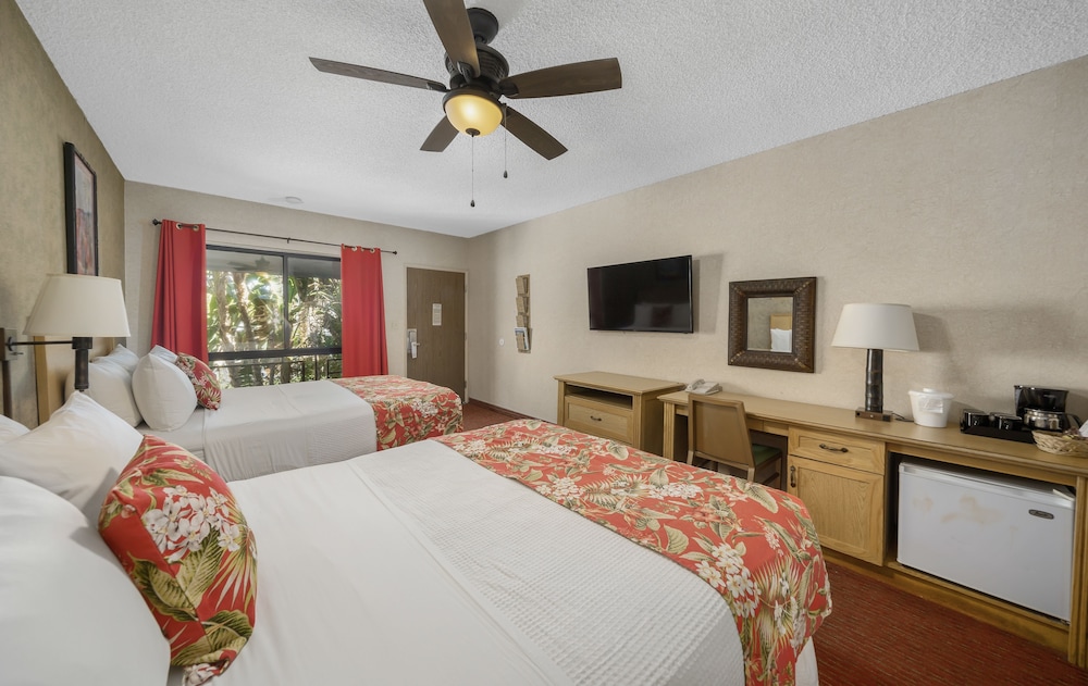 Caliente Tropics Hotel 20/34