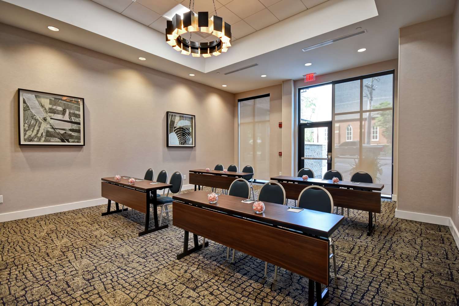 Homewood Suites By Hilton Greenville Downtown Sc 29/48
