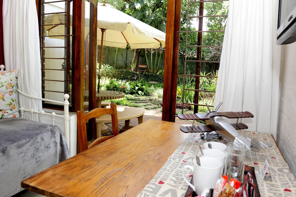 Olive Room Bed And Breakfast 13/30