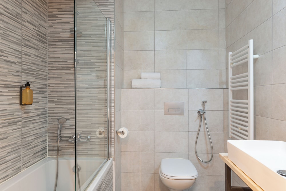 Bahia Hotel 46/50
