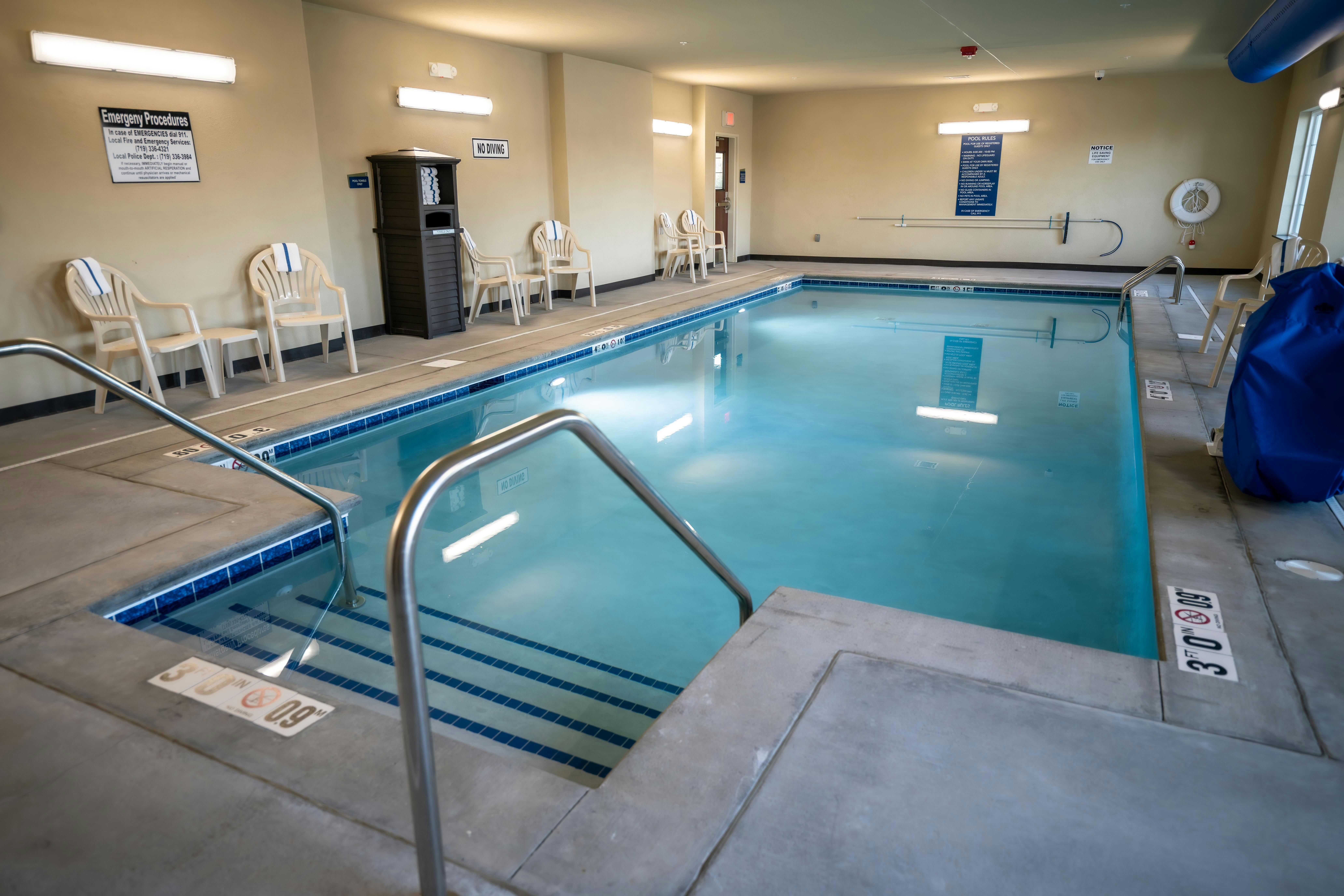 Cobblestone Hotel & Suites - Lamar 7/19