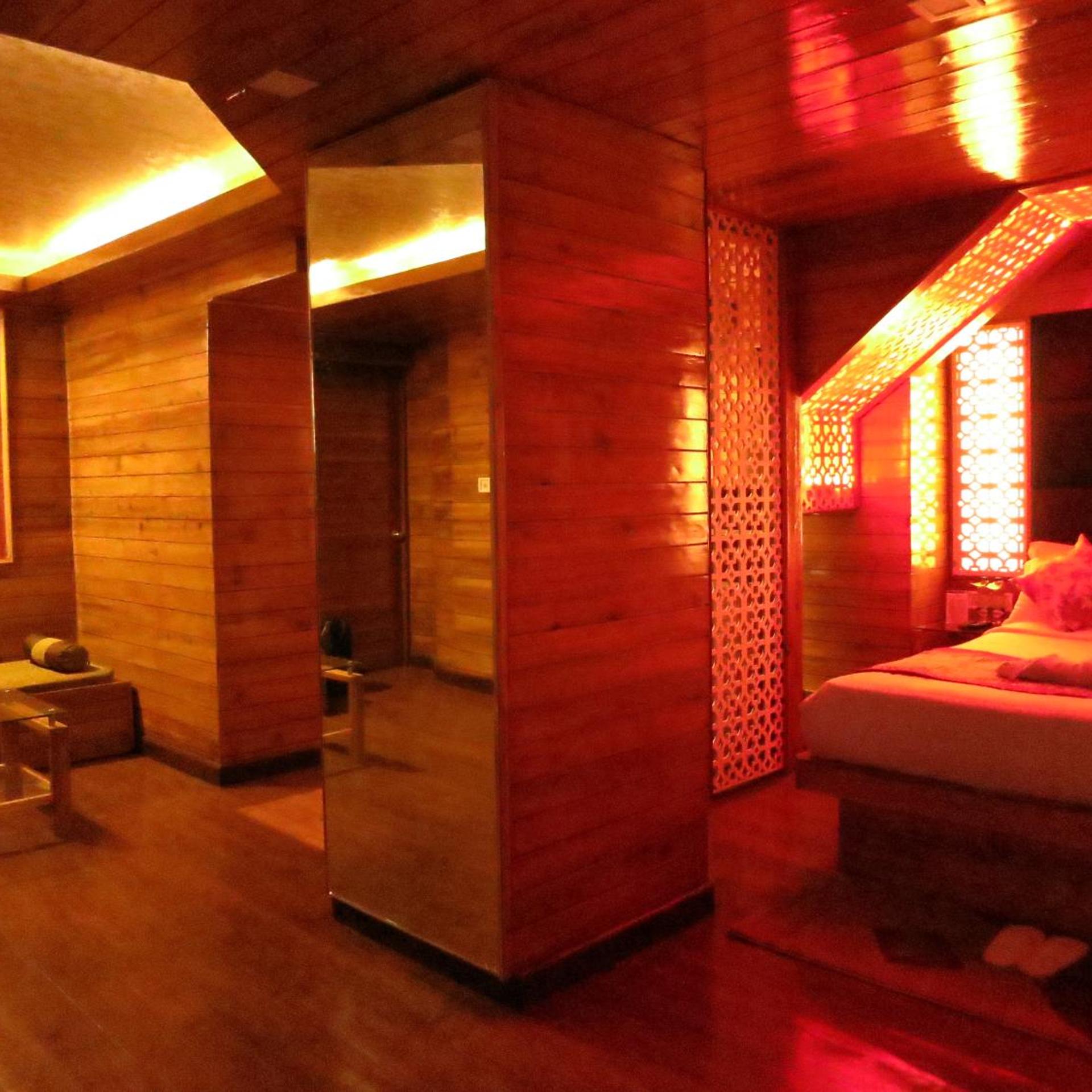Viceroy Hotel 31/53