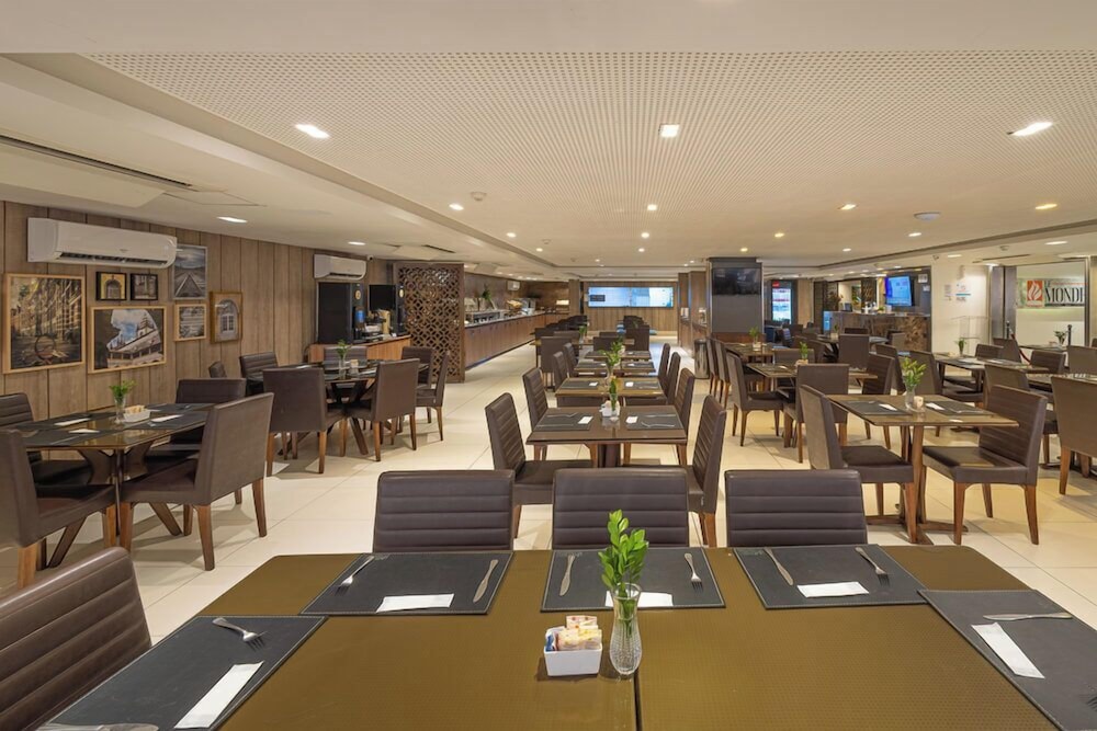 Manaira Hotel 44/56