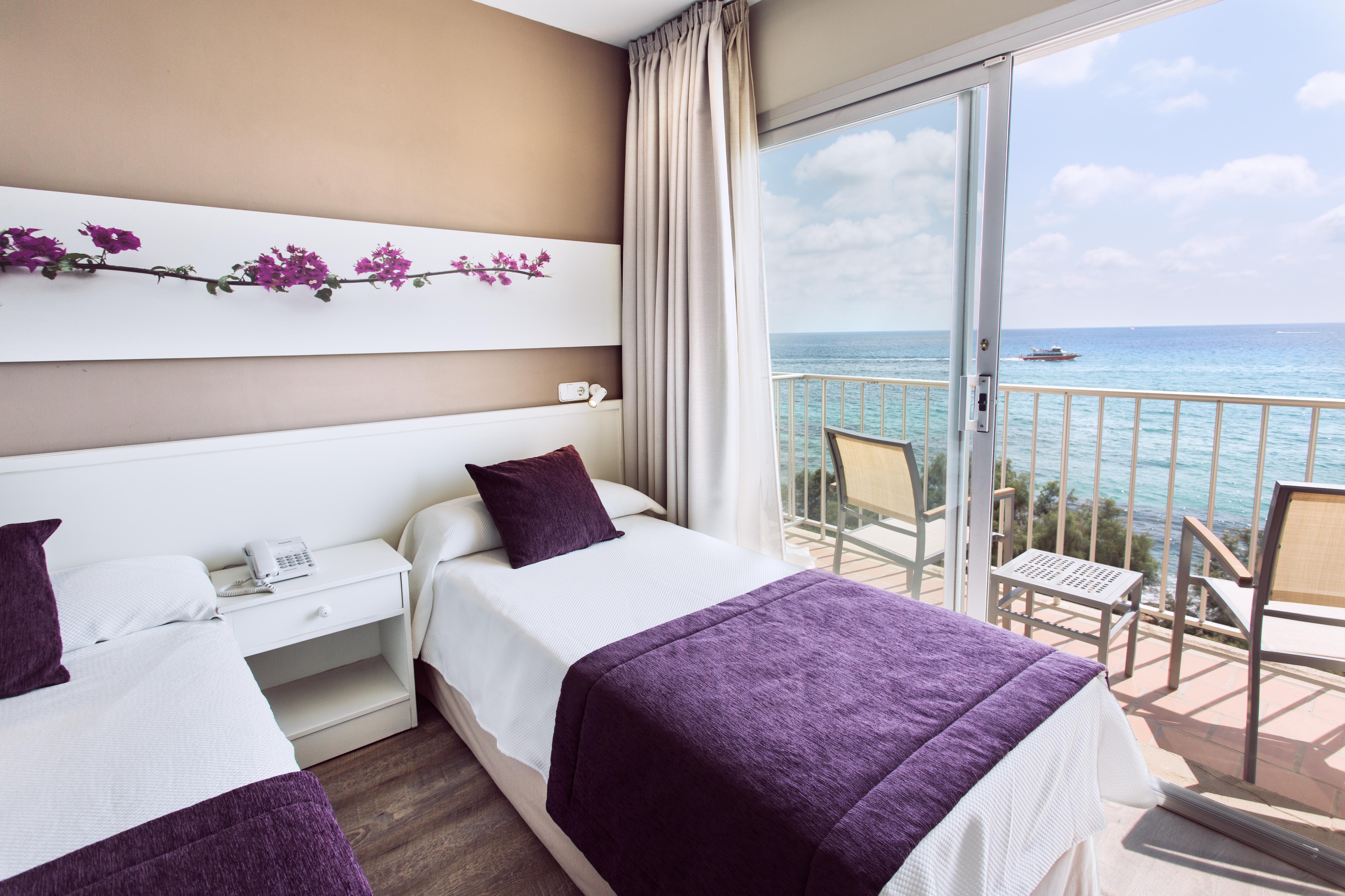 Room, Double Bed, Sea View, Balcony