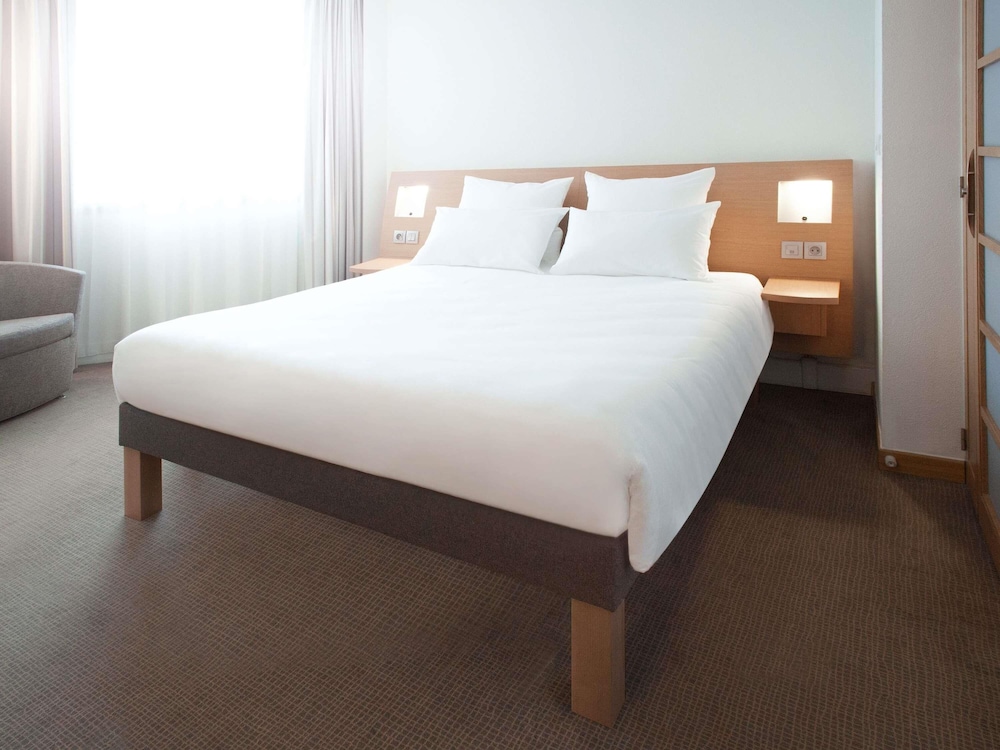 NOVOTEL NUERNBERG MESSEZENTRUM 13/58