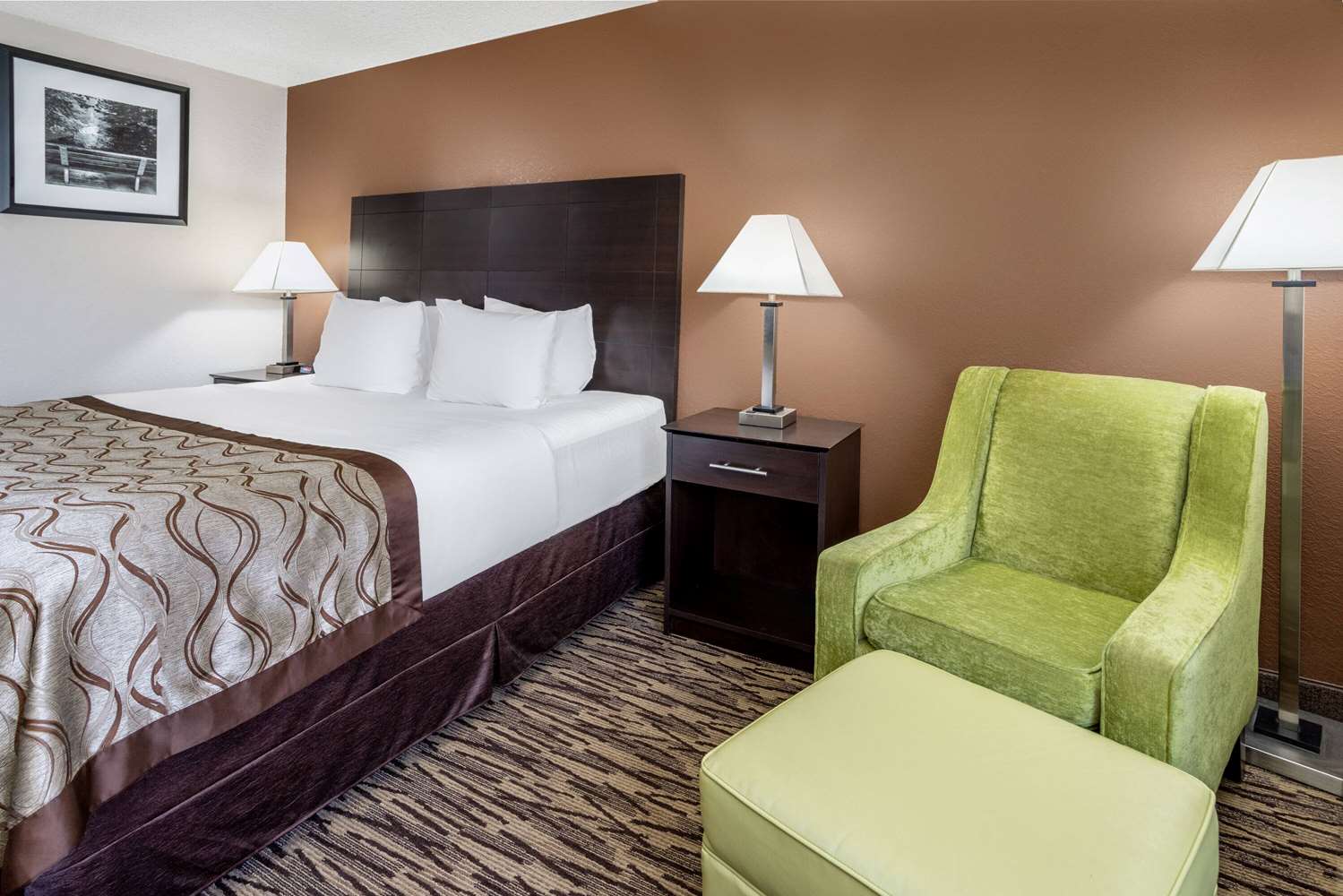 Baymont By Wyndham Beloit 16/34