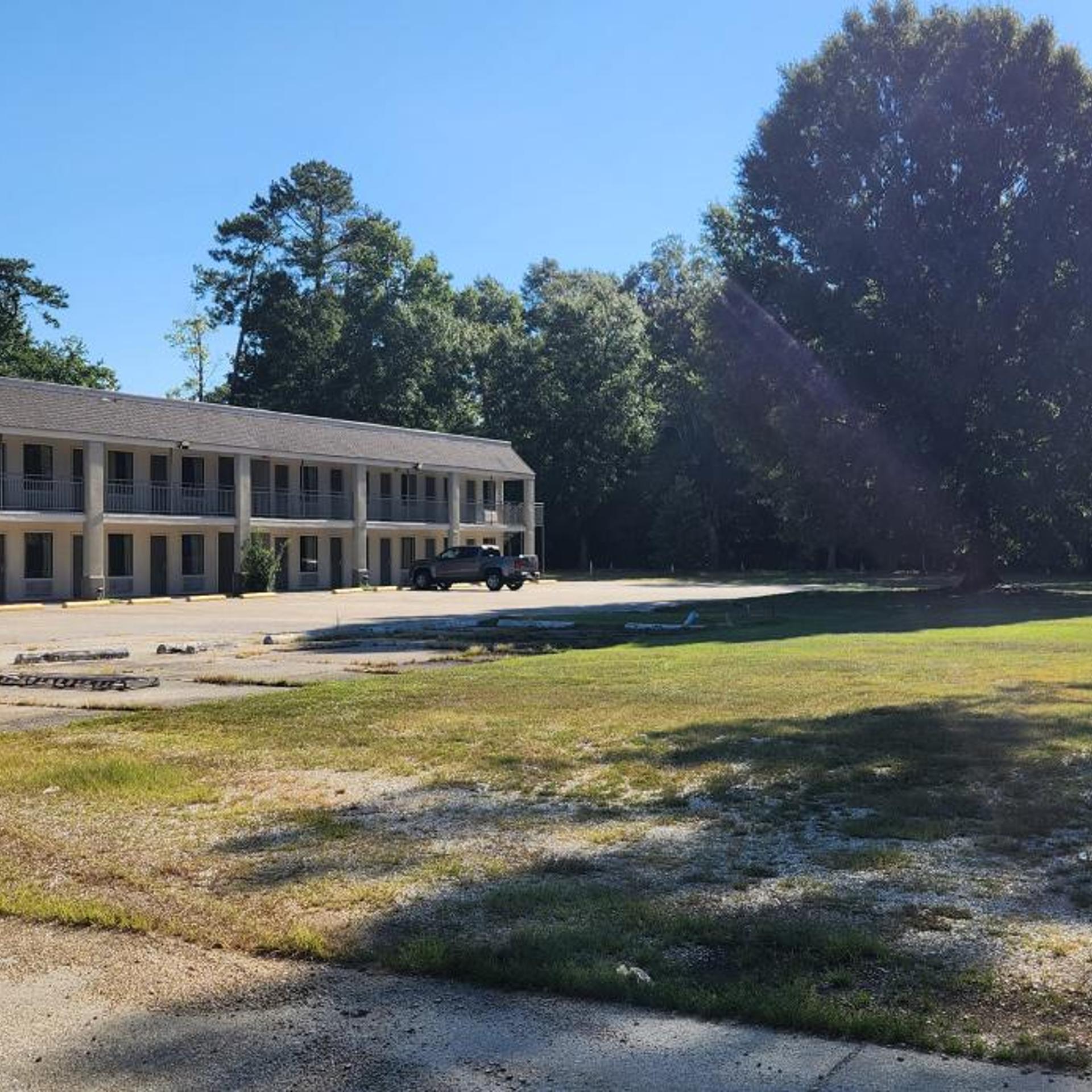 Travelers Rest Motel 18/21