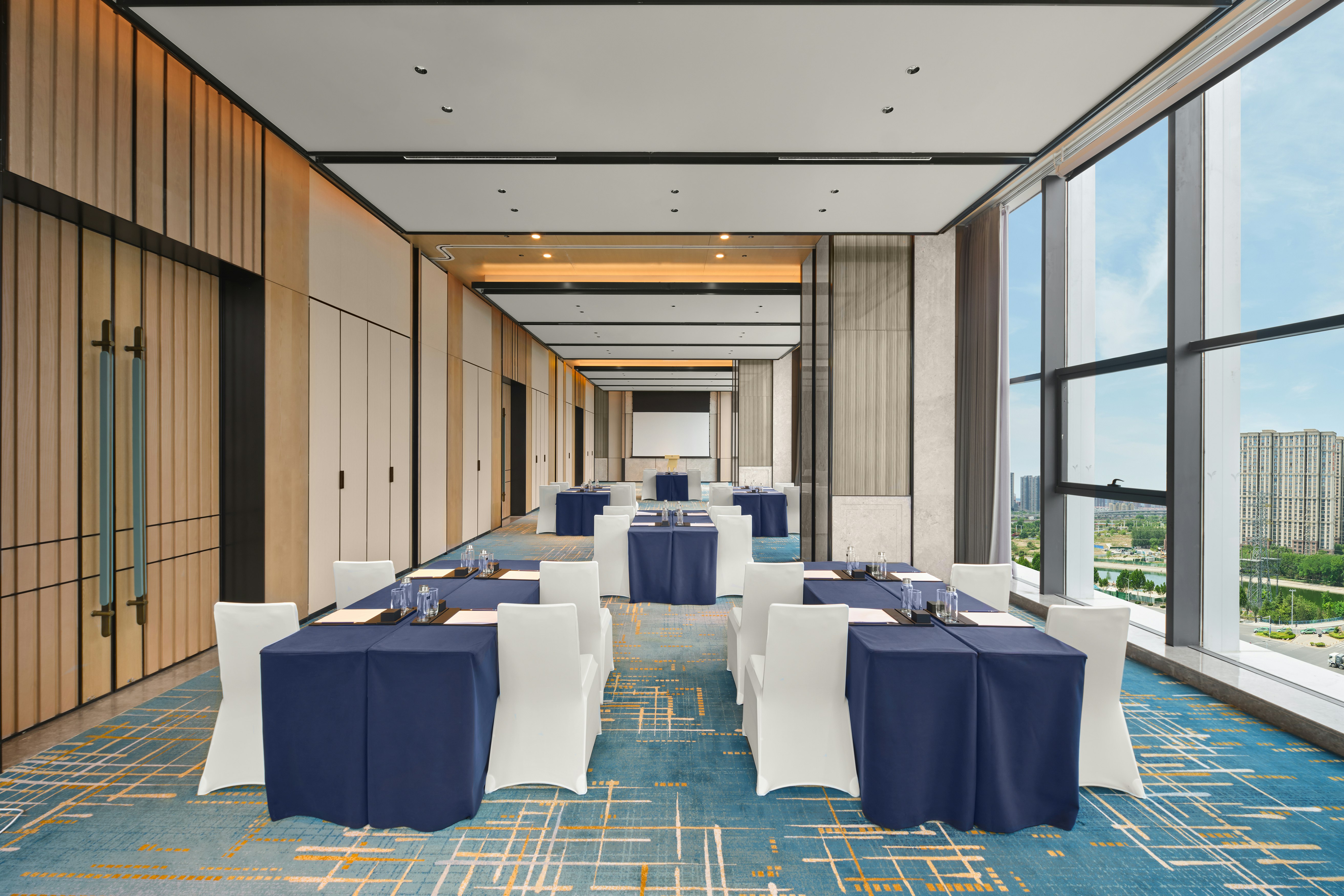 DoubleTree by Hilton Zhengzhou East 39/41