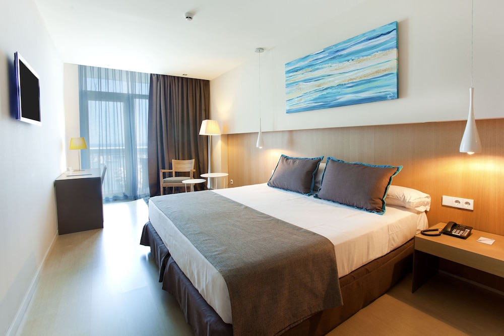 Atenea Port Mataro Hotel 16/65