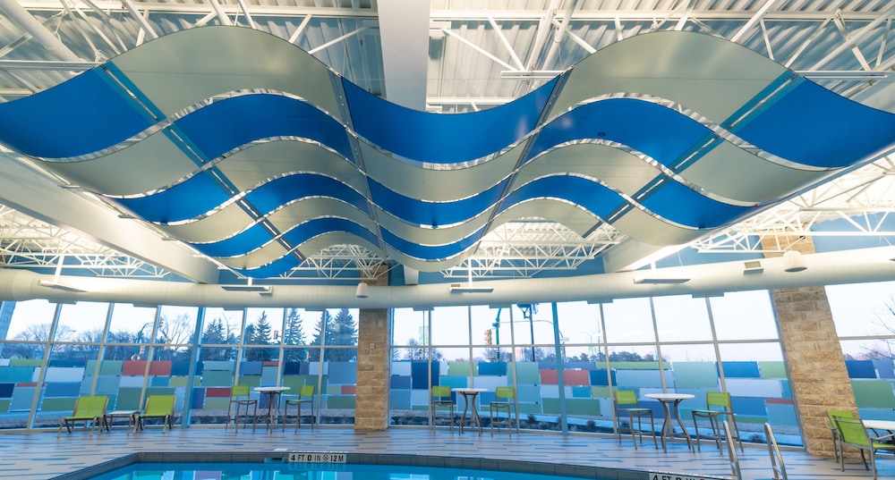 Holiday Inn Express Suites Saskatoon East University 29/78
