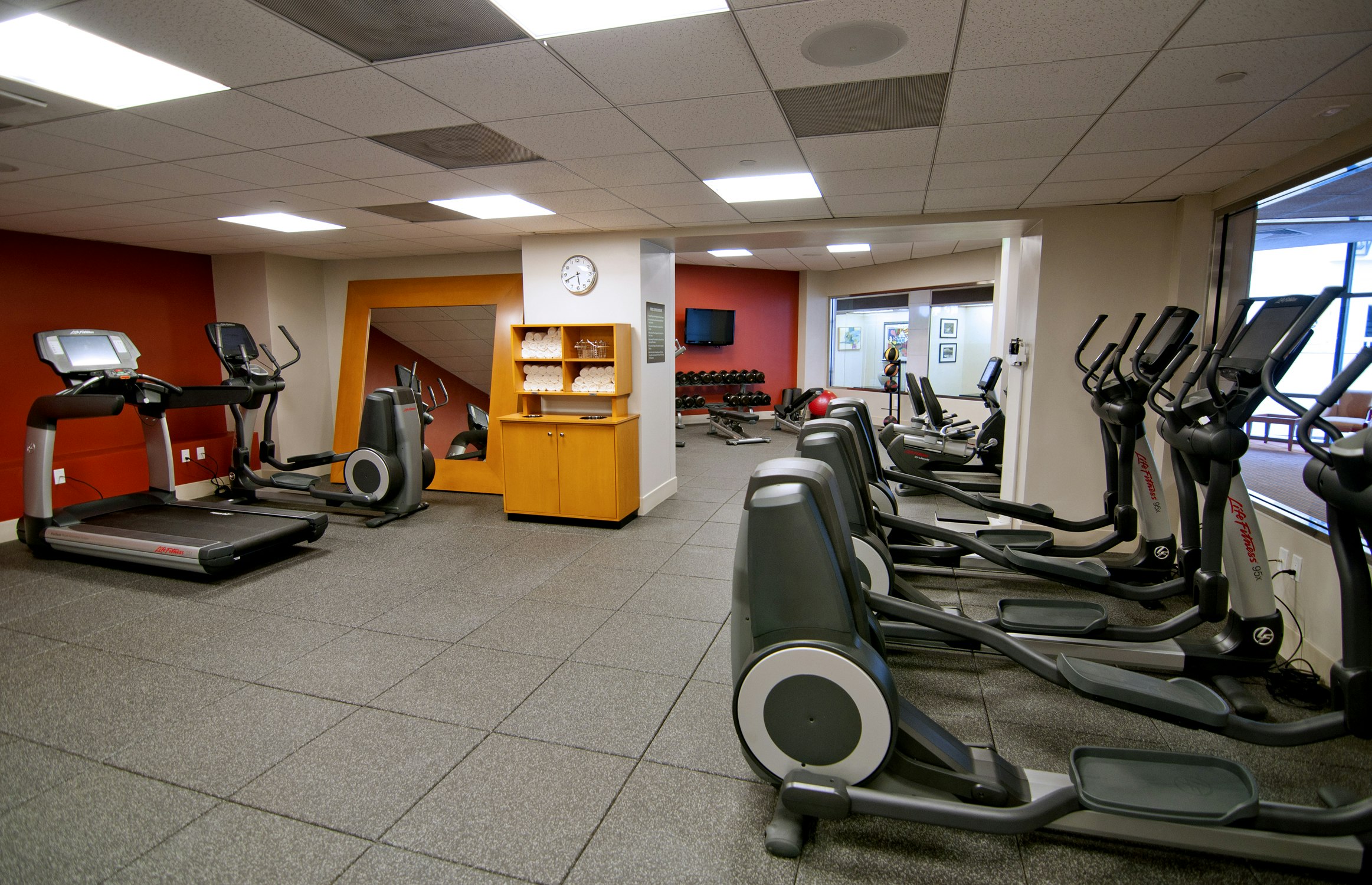 DoubleTree by Hilton Hotel Los Angeles Downtown 33/79