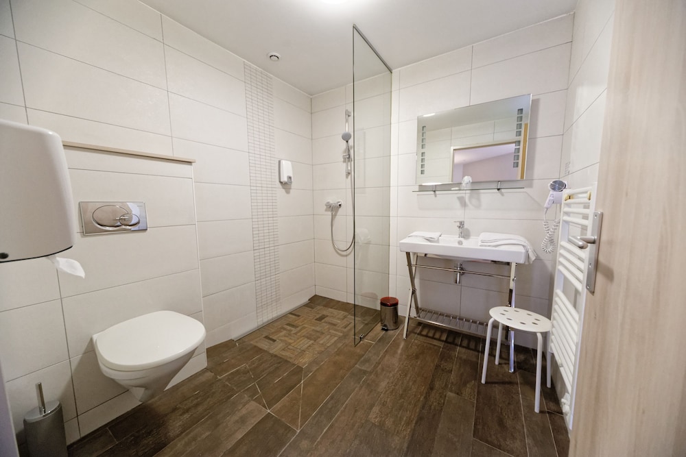 Charme Hotel Montbeliard Sud 39/40