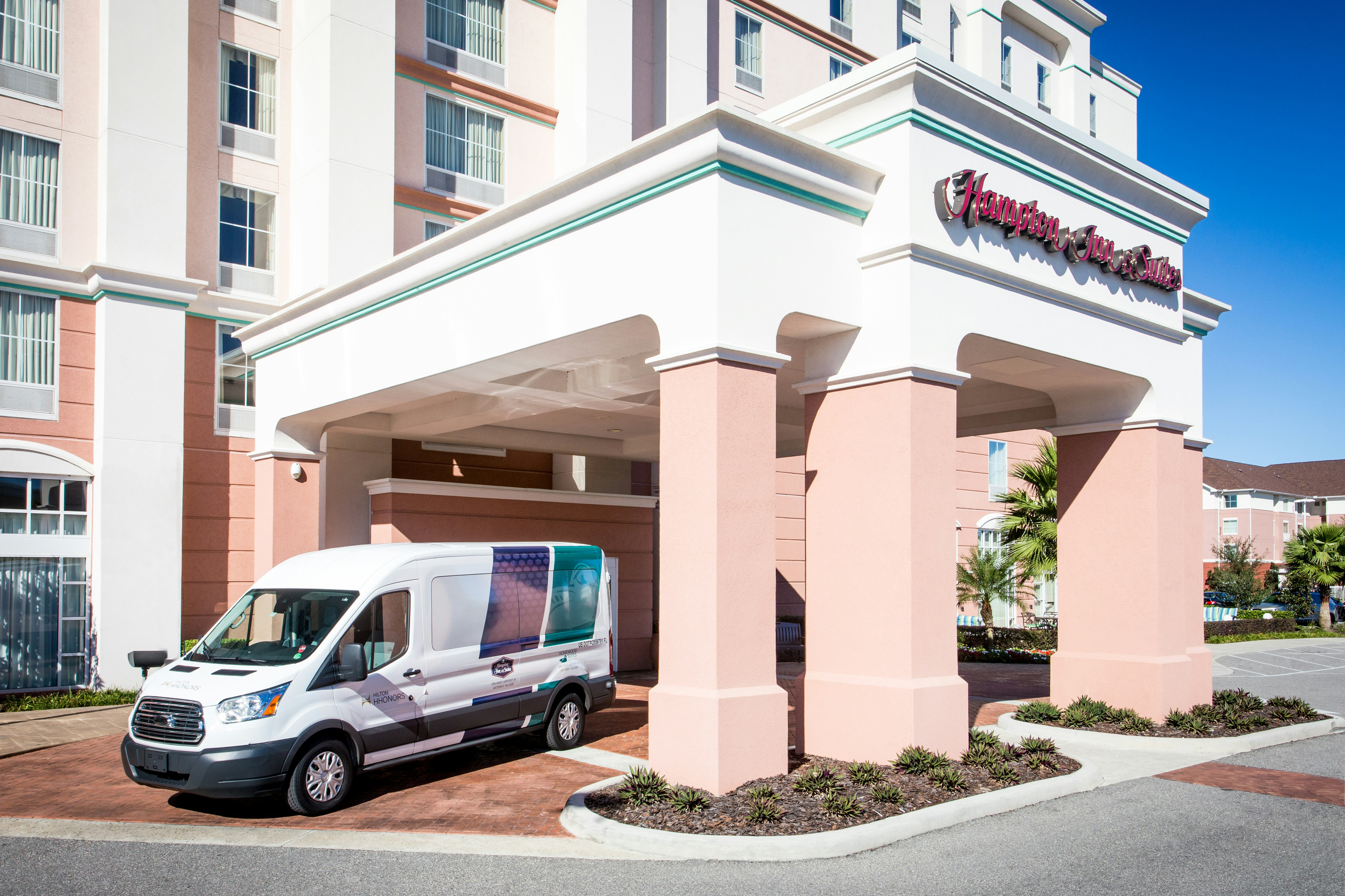 Hampton Inn & Suites Orlando Airport @ Gateway Village FL 58/58