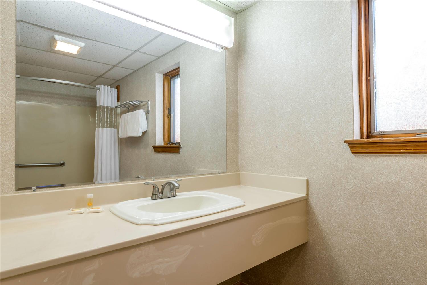 Days Inn By Wyndham Vineland 9/12