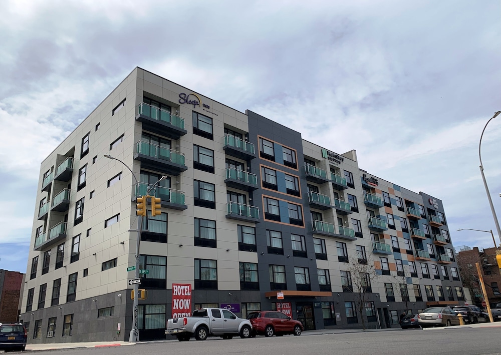 MainStay Suites Bronx - Belmont 3/61