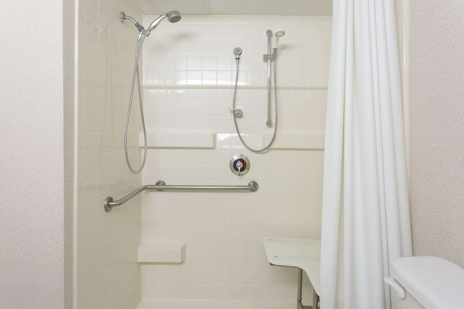 Ramada by Wyndham Triangle/Quantico 31/31