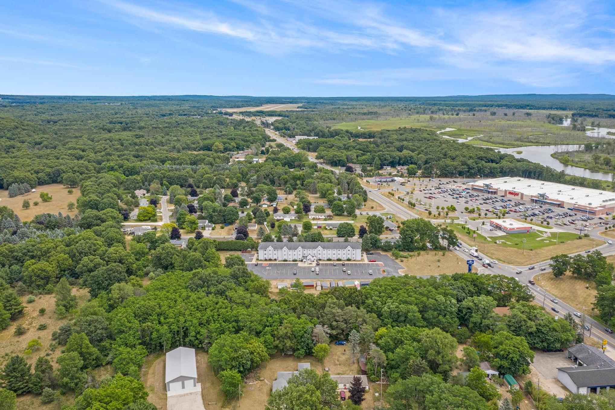 Microtel Inn & Suites by Wyndham Manistee 40/50