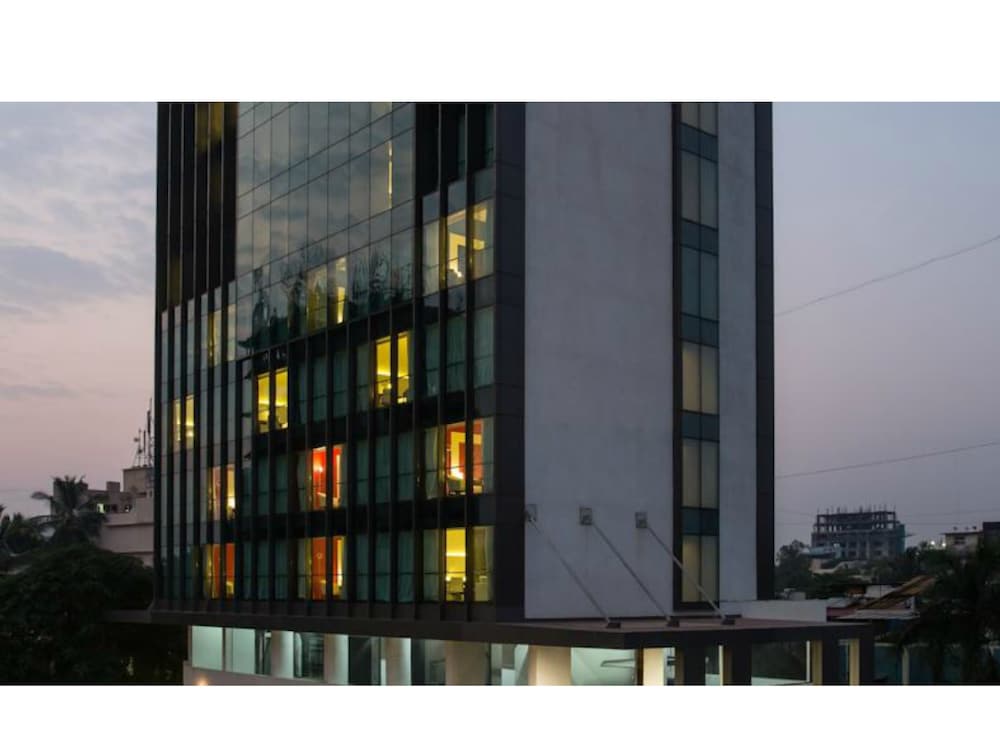 The Fern Residency Mumbai 2/56