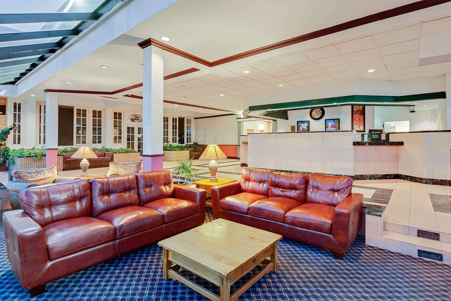 Days Inn by Wyndham Bay City 2/7