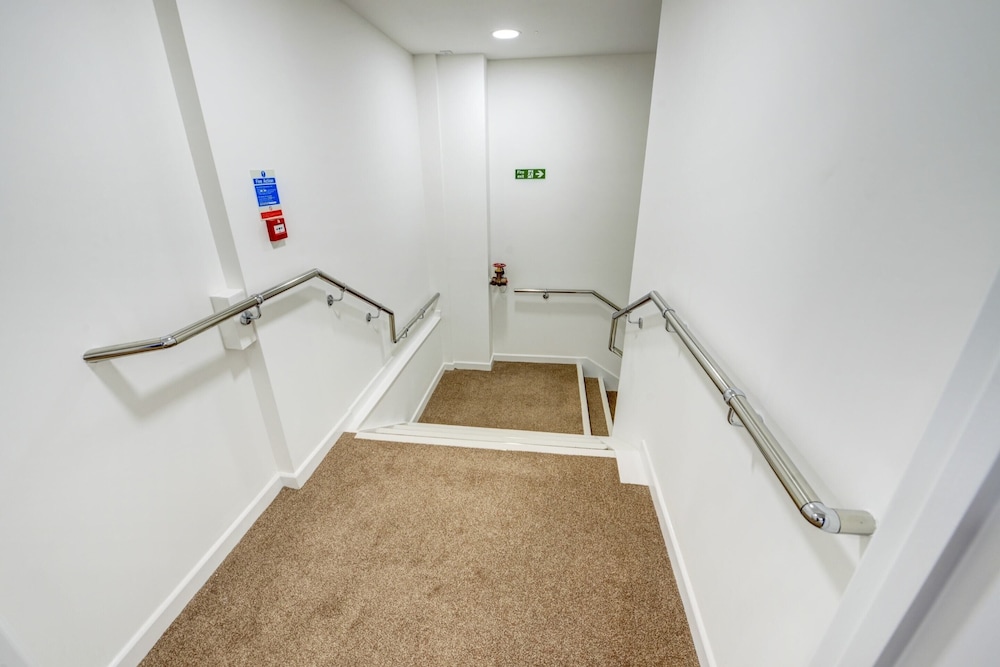 OYO Plymouth Central Hotel 23/31